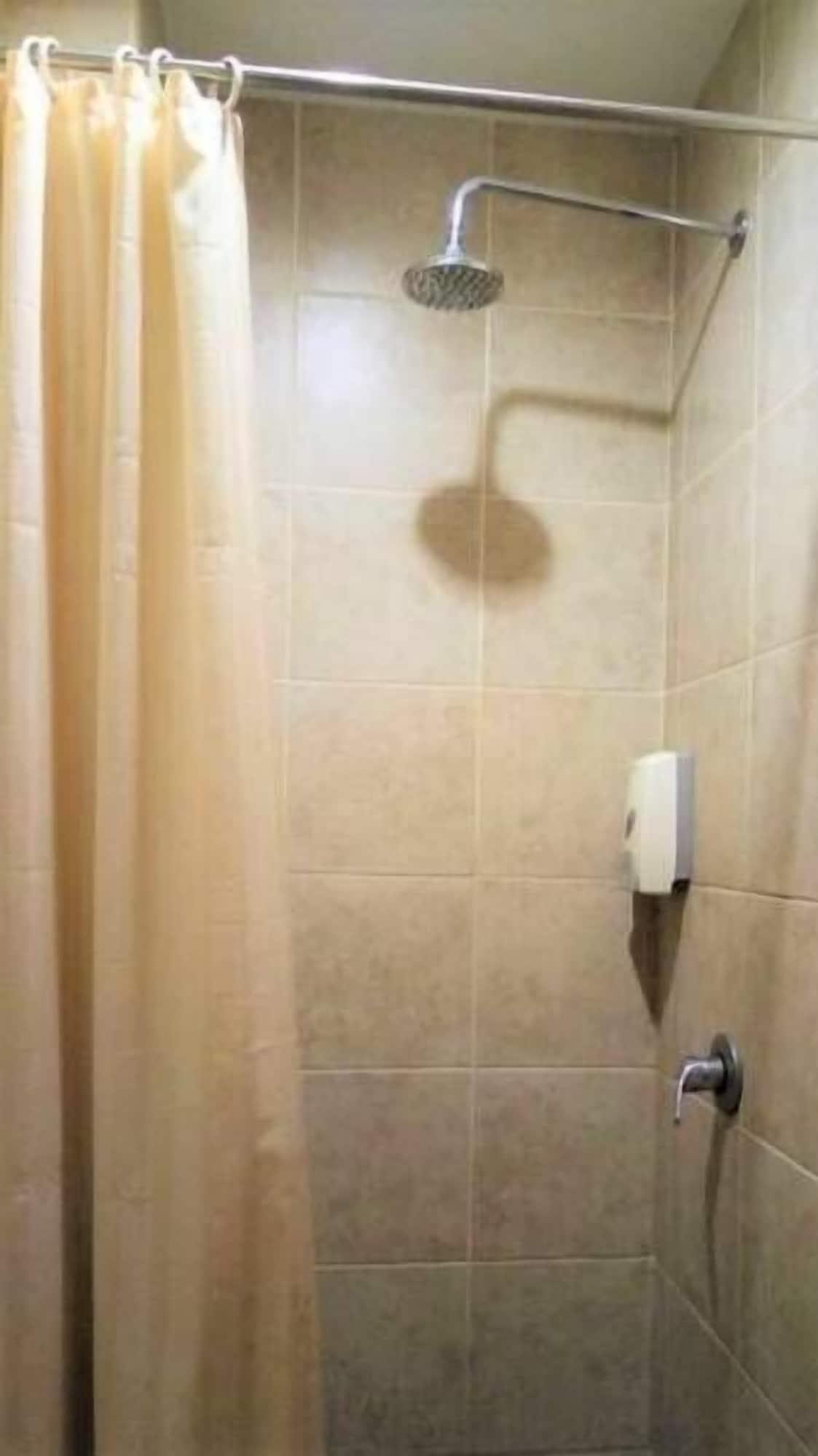 Hotel Sri Sutra - Bandar Sri Damansara Sungai Buloh Esterno foto