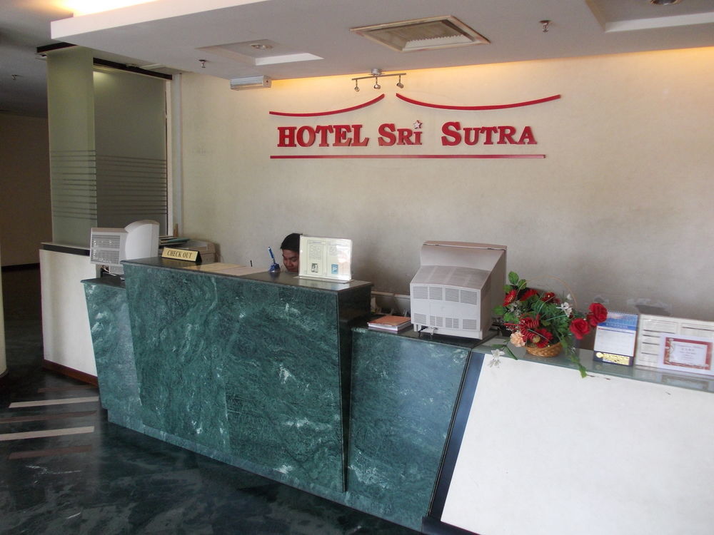 Hotel Sri Sutra - Bandar Sri Damansara Sungai Buloh Esterno foto