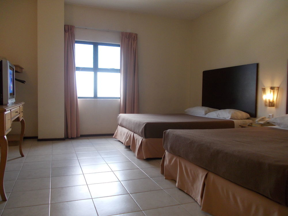 Hotel Sri Sutra - Bandar Sri Damansara Sungai Buloh Esterno foto