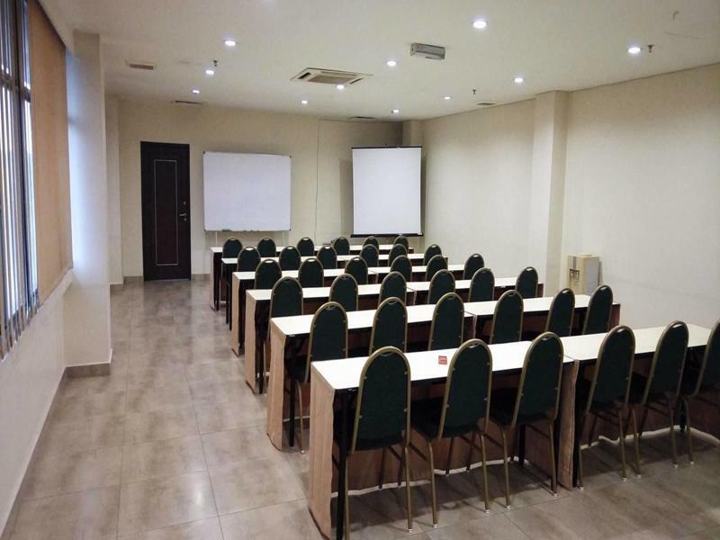 Hotel Sri Sutra - Bandar Sri Damansara Sungai Buloh Esterno foto